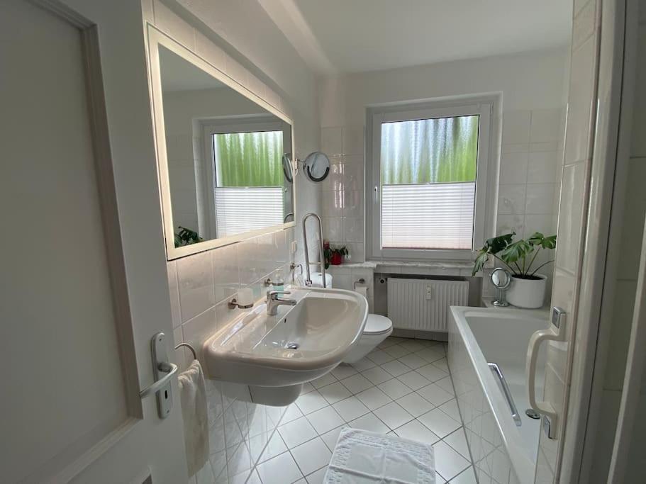Apartment Am Golfplatz Obernkirchen ภายนอก รูปภาพ